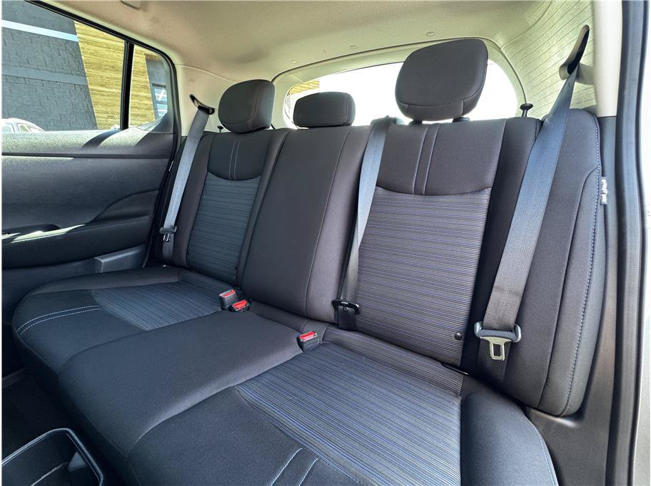 Used 2025 Nissan Leaf S FWD image 16