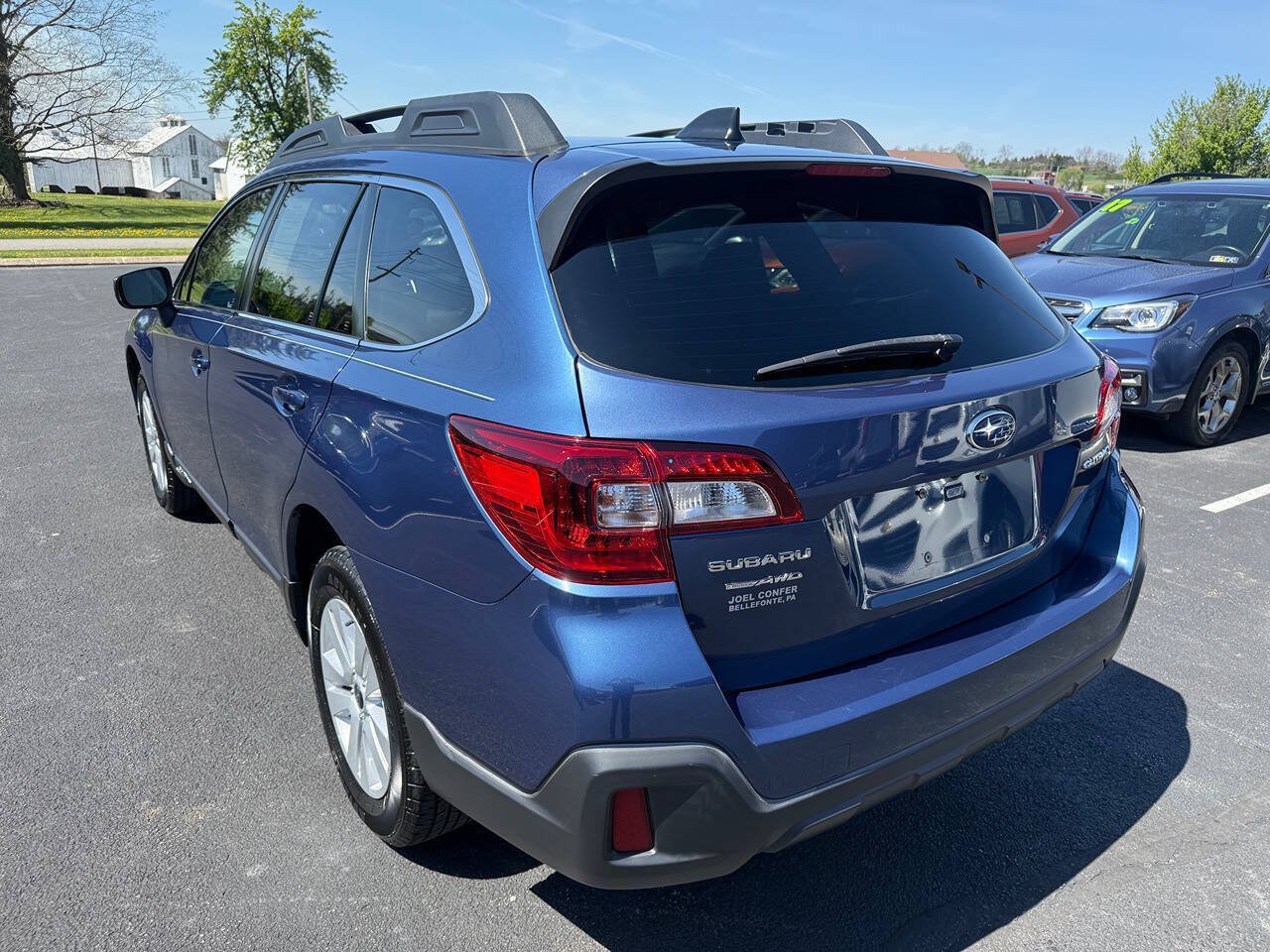 Used 2019 Subaru Outback 2.5i Premium AWD/4WD image 4