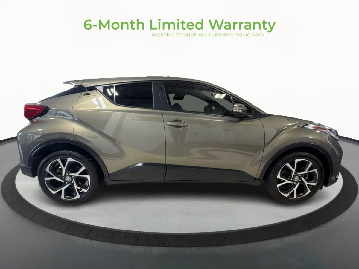 Used 2021 Toyota C-HR XLE FWD image 8