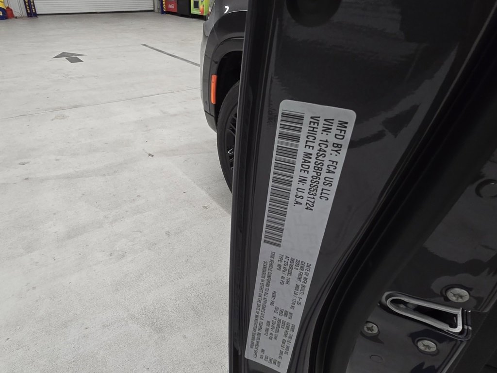 New 2025 Jeep Wagoneer L Series II w/ Premium Group I image 15