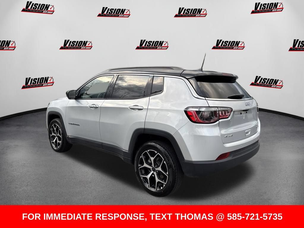 Used 2026 Jeep Compass Limited AWD/4WD image 9