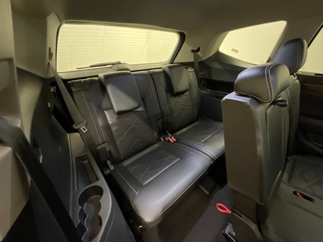 Used 2025 Volkswagen Atlas SE FWD image 26