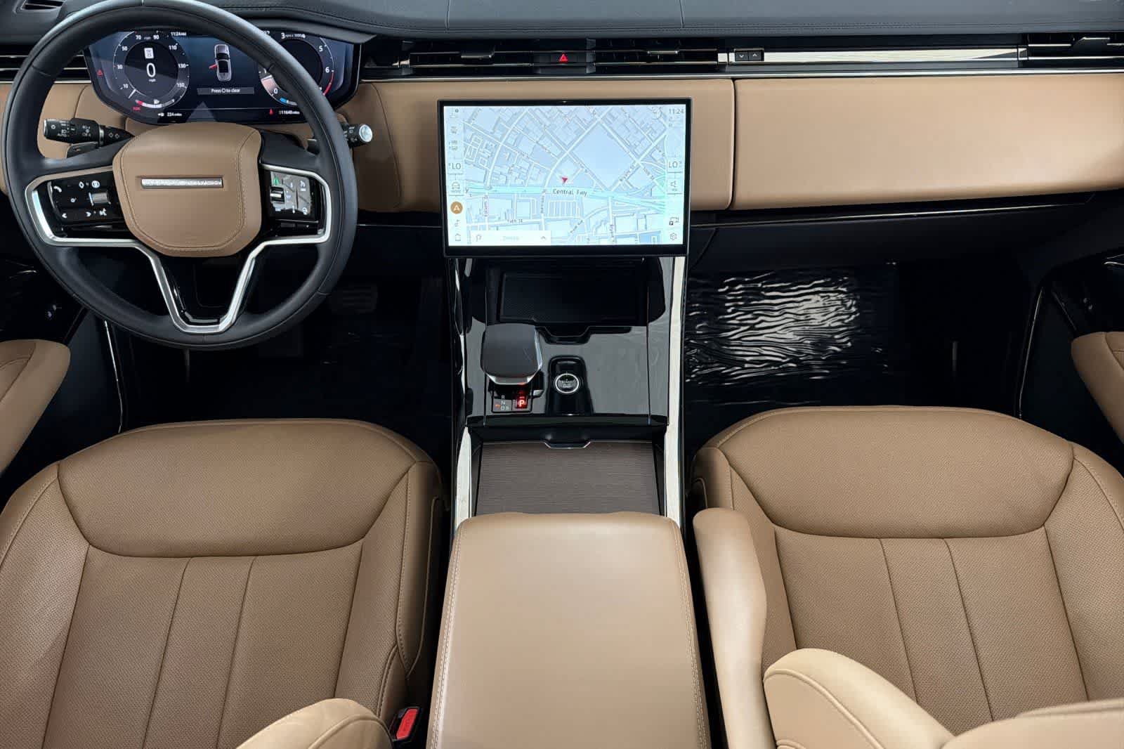 Used 2024 Land Rover Range Rover Sport SE AWD/4WD image 3