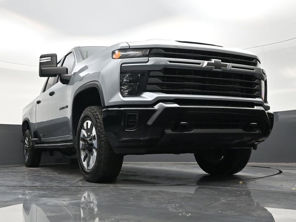 Used 2024 Chevrolet Silverado 2500 Custom w/ Custom Value Package image 26