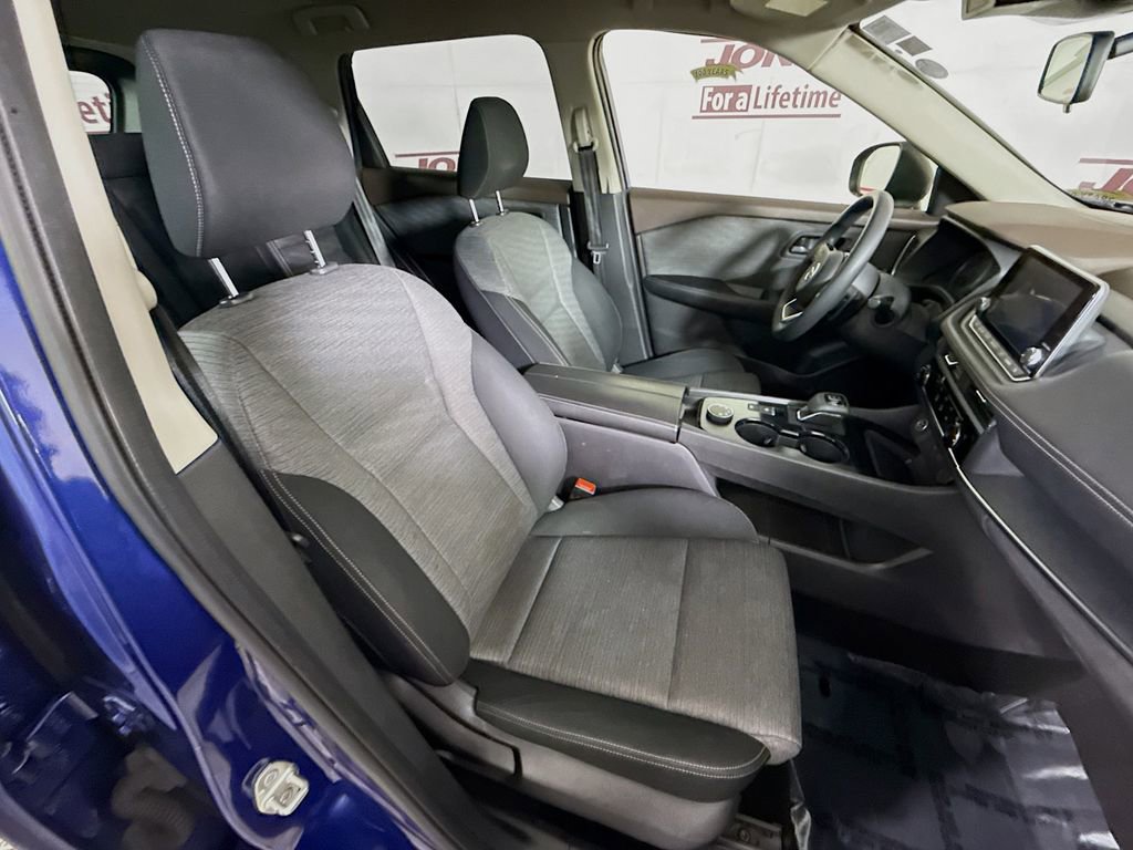 Used 2021 Nissan Rogue S AWD/4WD image 29