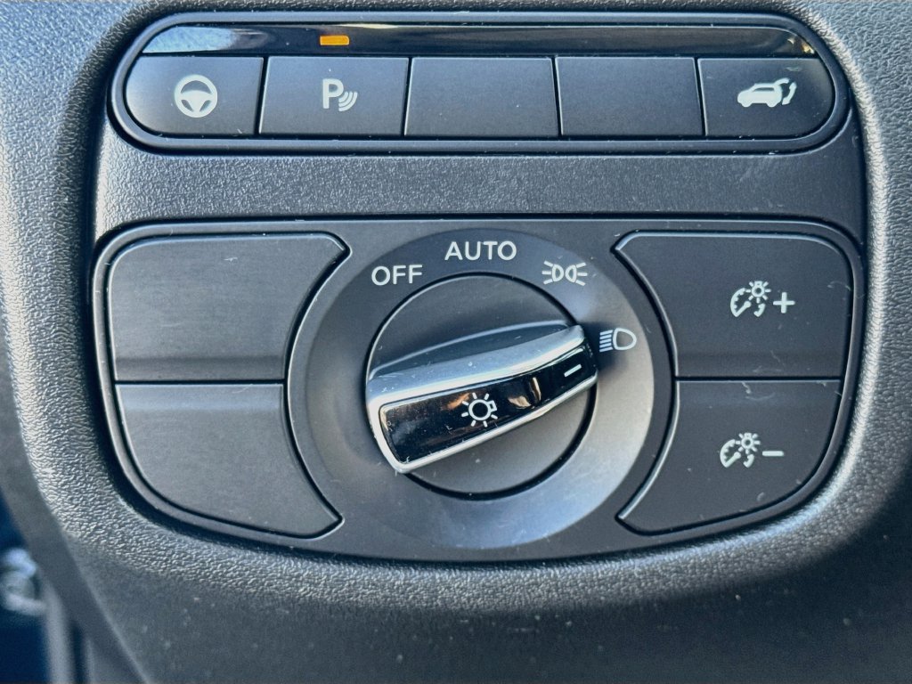 Certified 2023 INFINITI QX50 Luxe AWD/4WD image 11