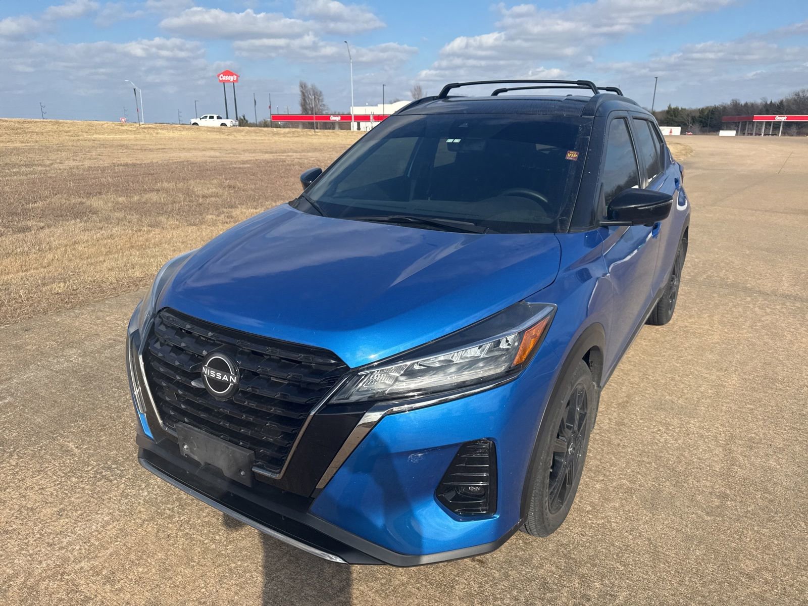 Used 2023 Nissan Kicks SR w/ Interior Electronics Package image 3