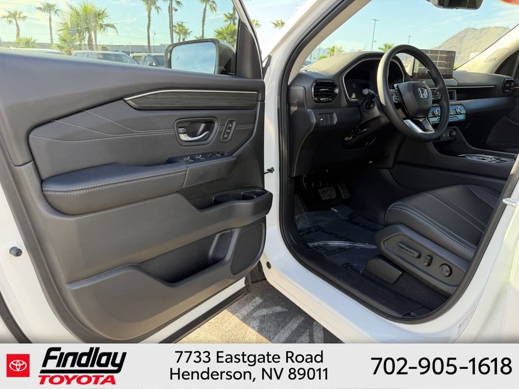 Used 2026 Honda Pilot Touring image 5