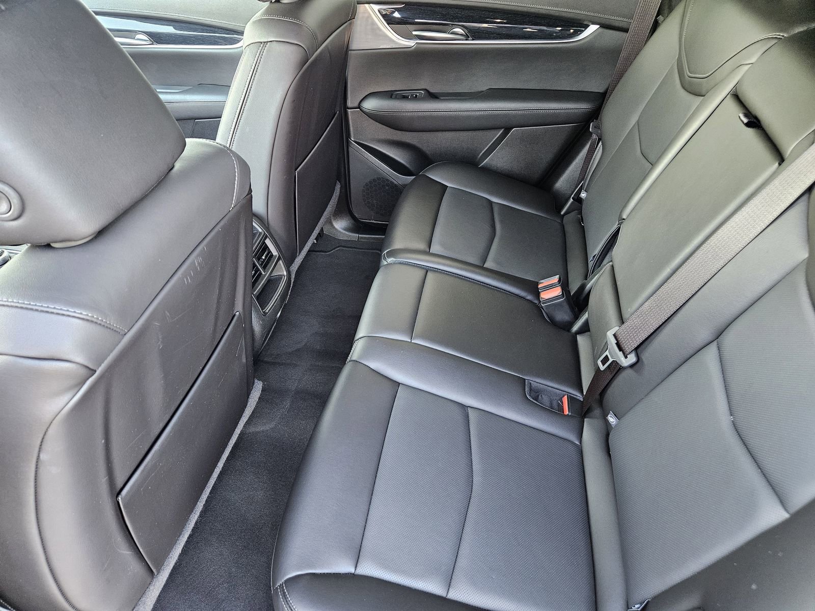 Used 2025 Cadillac XT5 Premium Luxury image 34