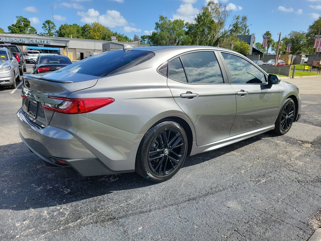Used 2025 Toyota Camry LE FWD image 4