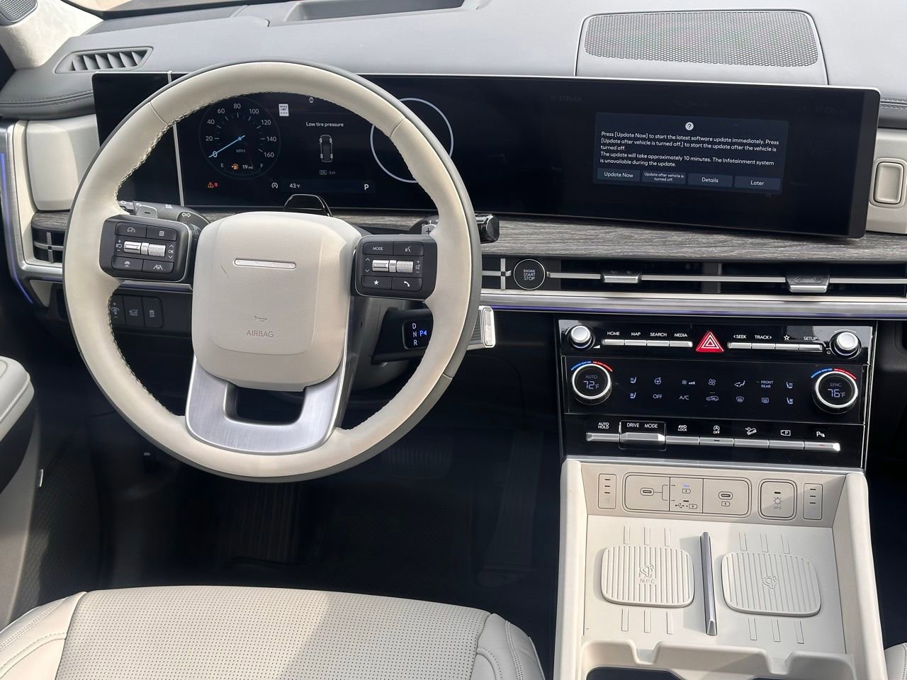 Used 2025 Hyundai Santa Fe Calligraphy image 26