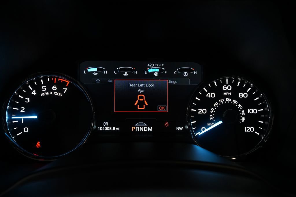 Used 2019 Ford F150 Platinum w/ Equipment Group 701A Luxury AWD/4WD image 2