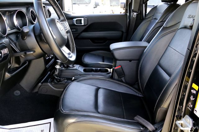 Used 2022 Jeep Wrangler Unlimited Sahara AWD/4WD image 10