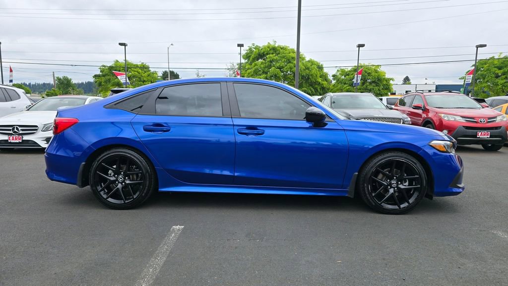 Used 2023 Honda Civic Sport image 2