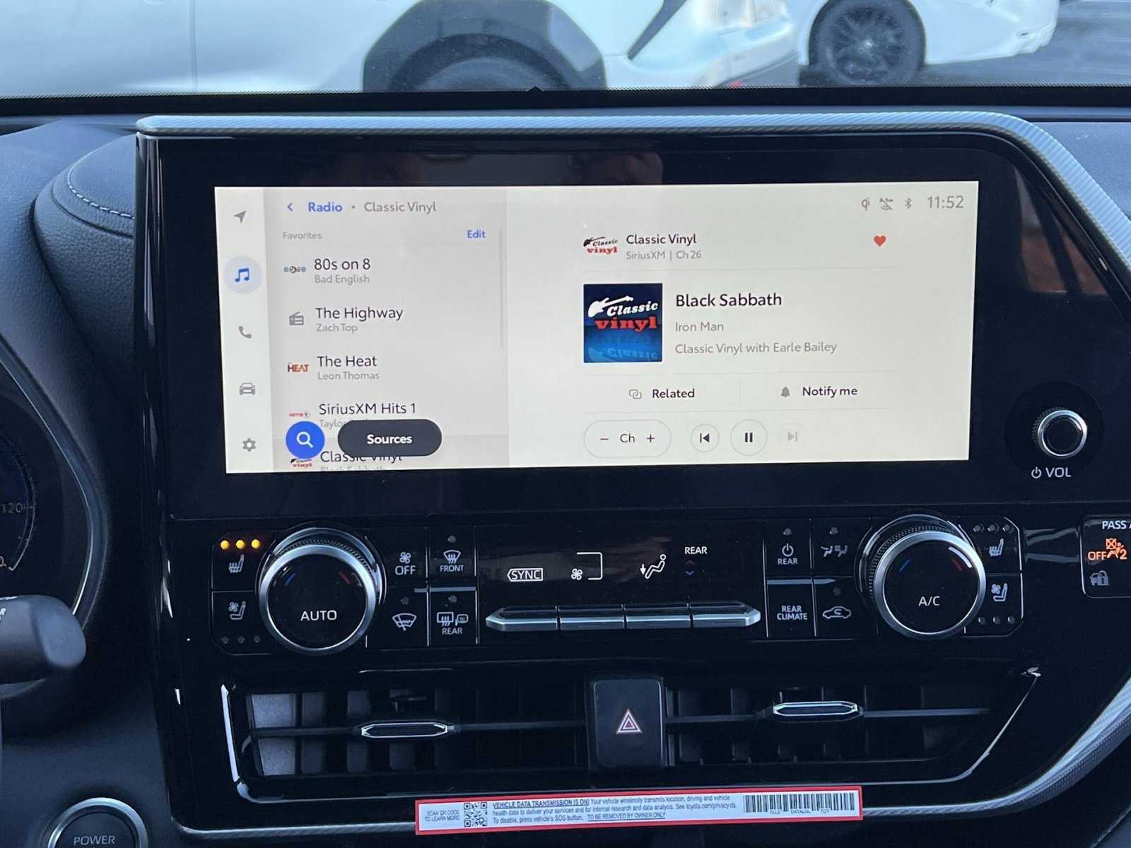 New 2026 Toyota Highlander Platinum image 13