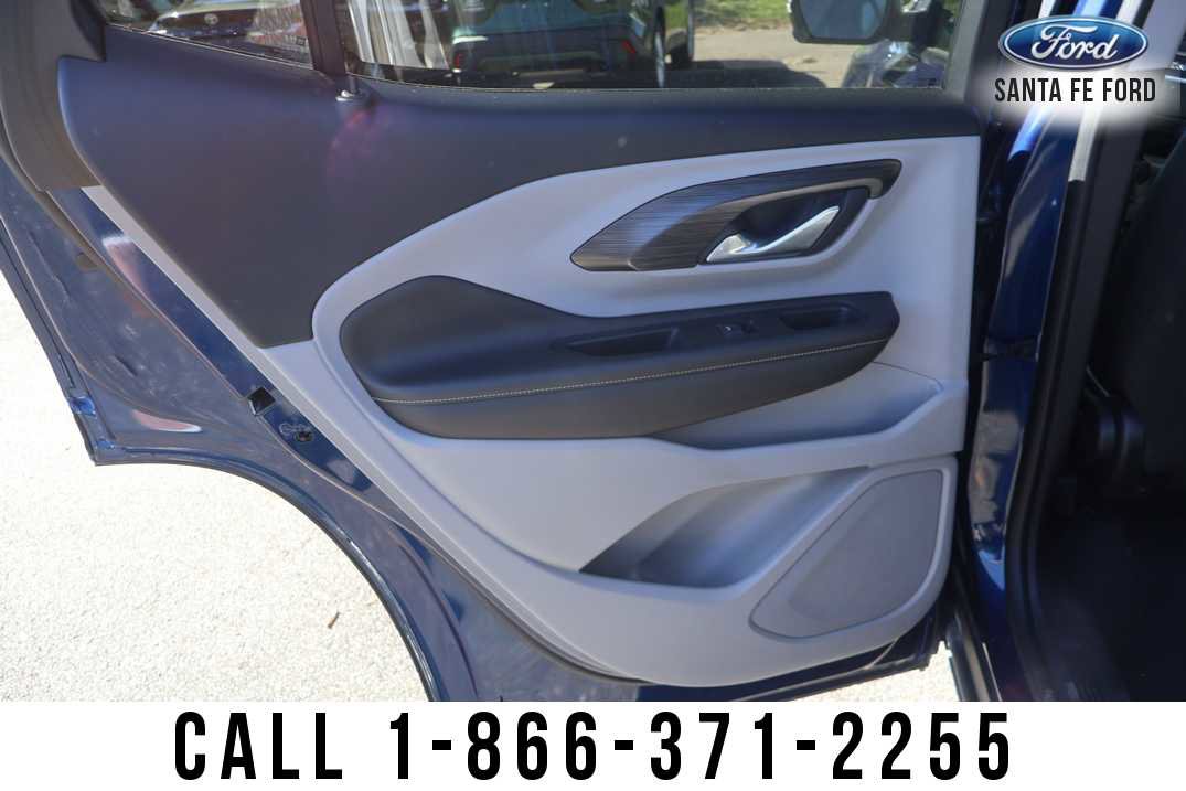 Used 2022 GMC Terrain SLE image 15