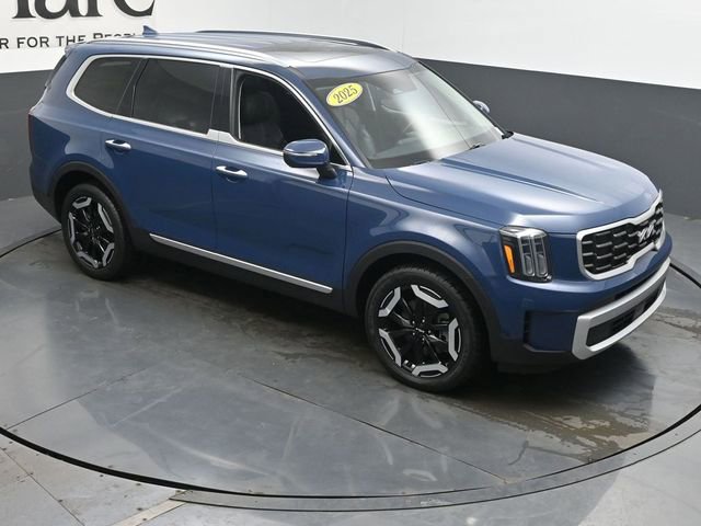 Used 2025 Kia Telluride S FWD image 50