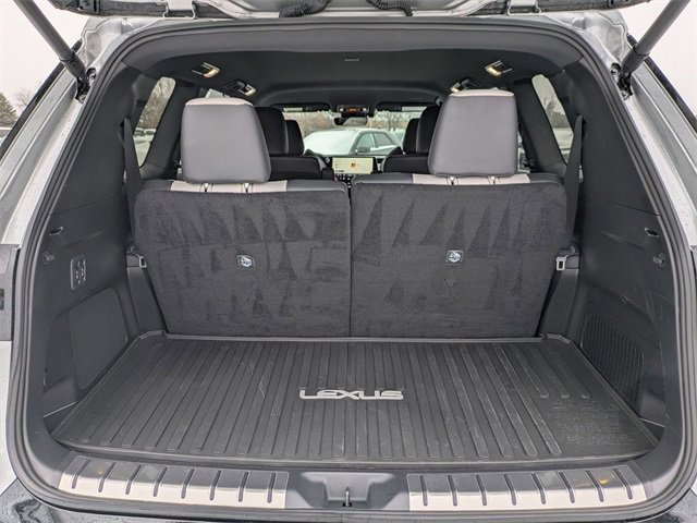 Used 2025 Lexus TX 500h AWD image 16