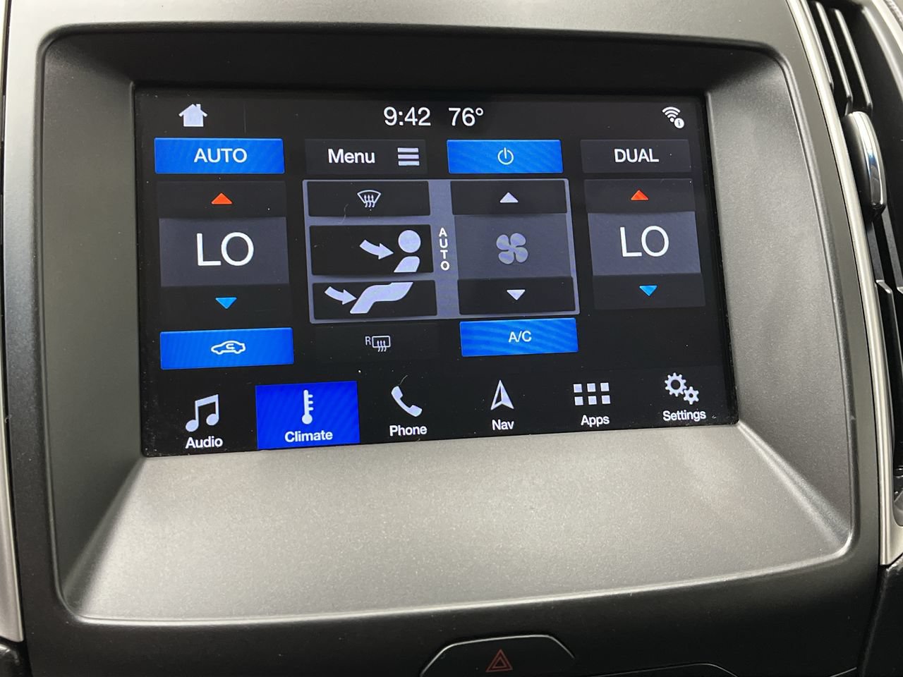 Used 2019 Ford Edge SEL w/ Cold Weather Package AWD/4WD image 20