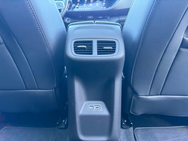 Used 2022 Buick Envision Essence w/ Safety Package image 26