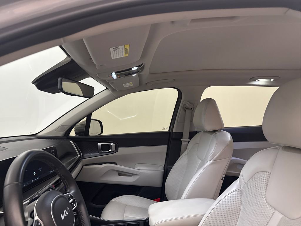 Used 2024 Kia Sorento S w/ Panoramic Sunroof Package FWD image 32