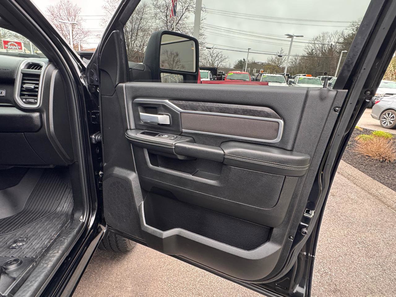 Used 2024 RAM 2500 Big Horn w/ Night Edition image 42