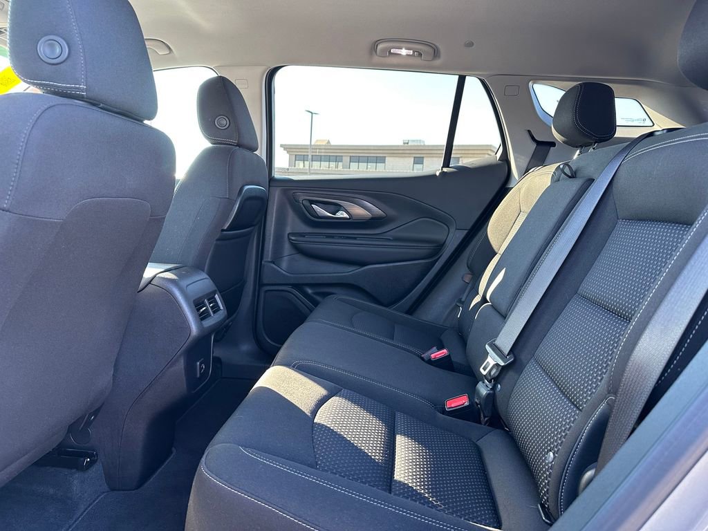 Used 2024 GMC Terrain SLE image 13