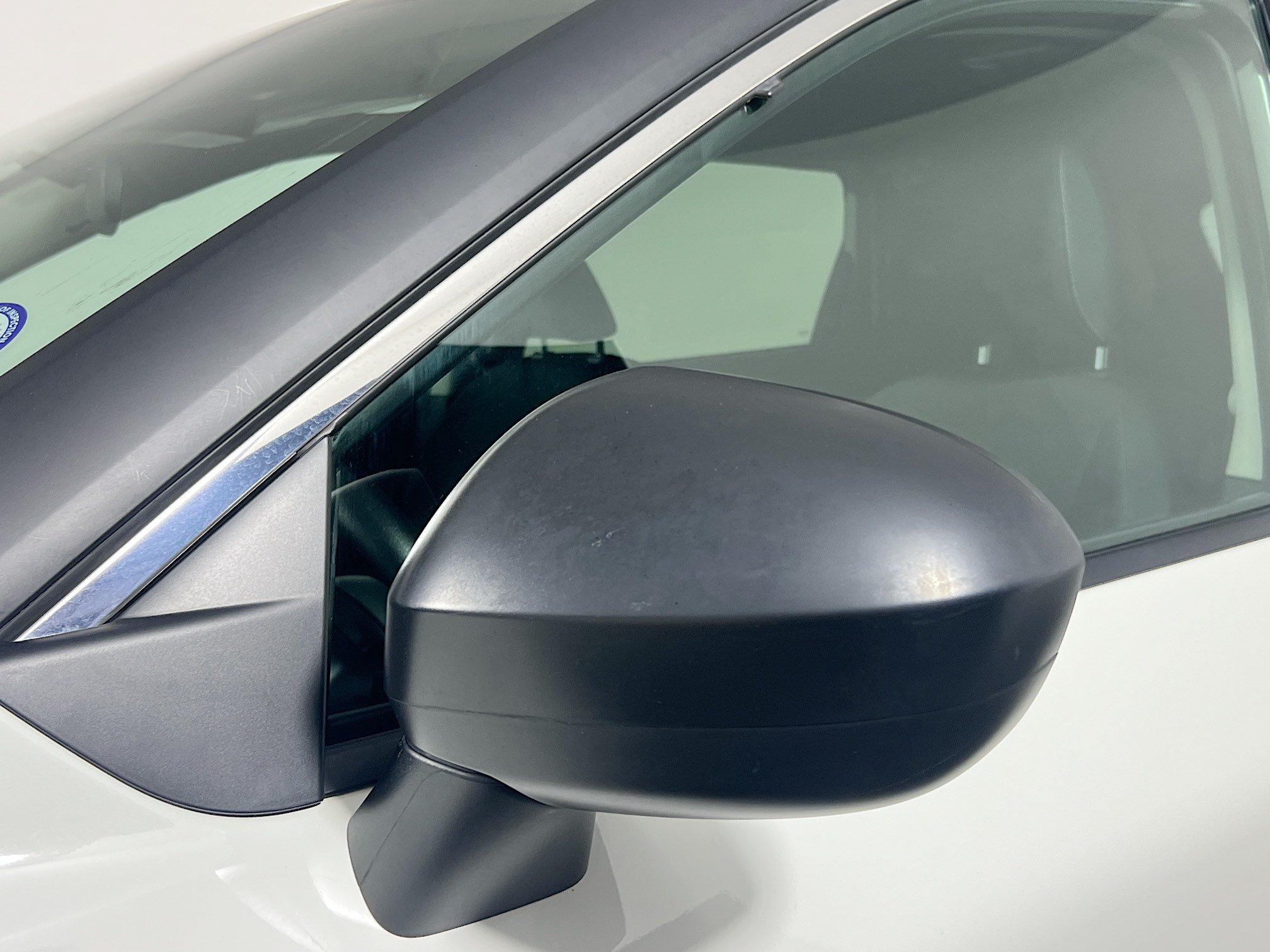 Used 2024 Nissan Rogue S FWD image 12