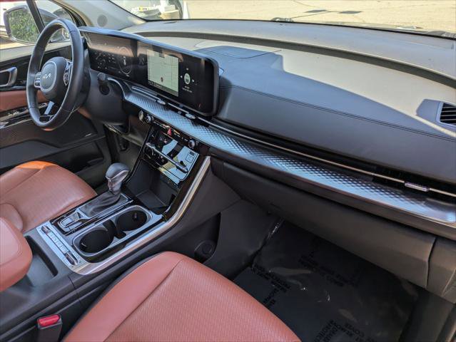 Used 2024 Kia Carnival SX Prestige image 28