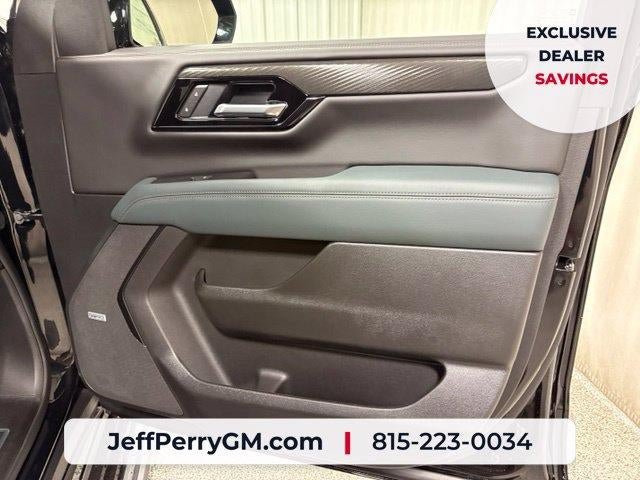 New 2026 GMC Yukon AT4 w/ AT4 Premium Plus Package AWD/4WD image 17