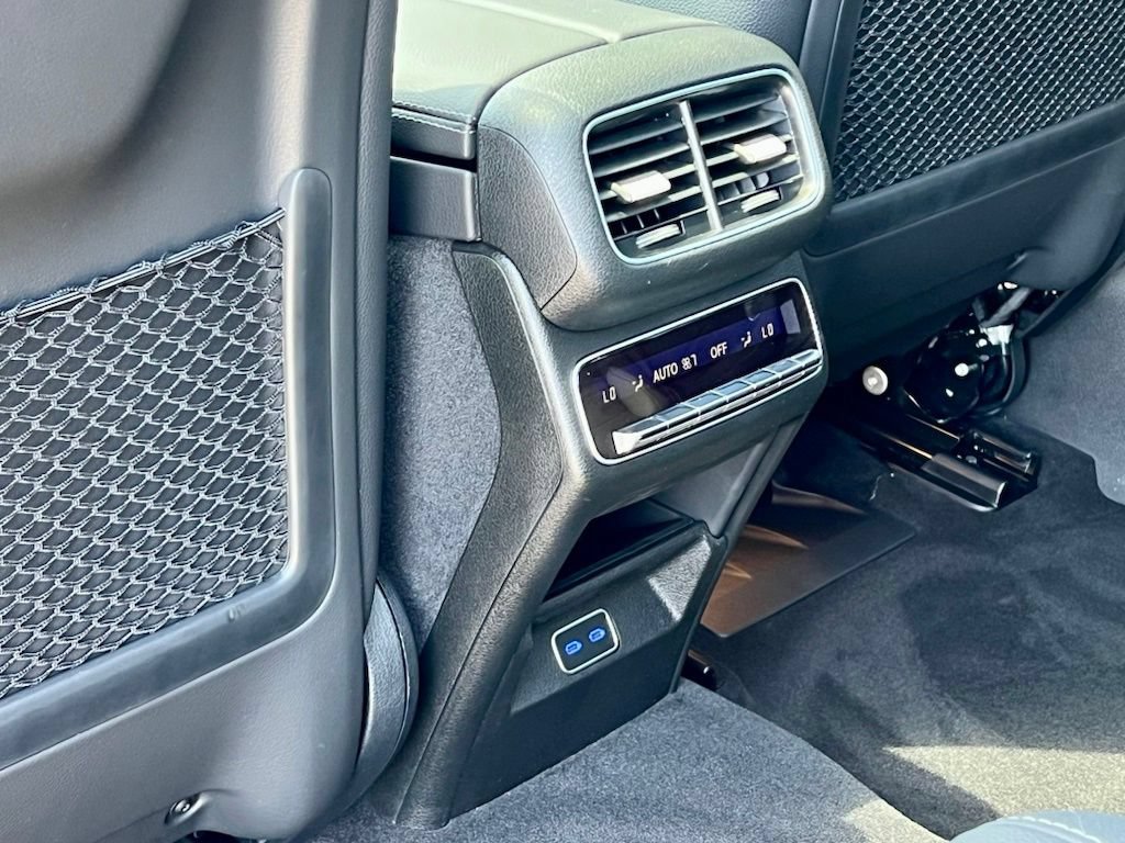 Certified 2026 Mercedes-Benz GLS 450 4MATIC image 28
