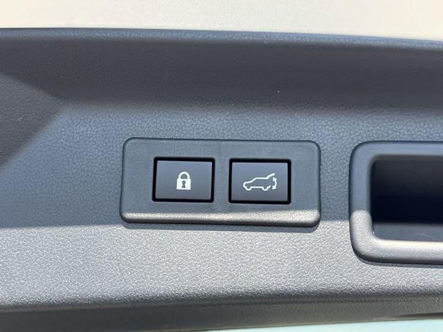 Used 2025 Subaru Crosstrek 2.5i Sport image 34