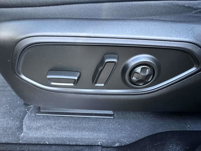 Used 2023 Jeep Grand Cherokee Overland image 17