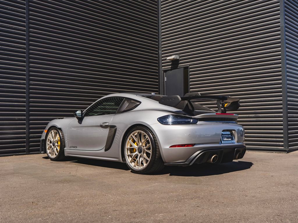Used 2024 Porsche 718 Cayman GT4 RS image 3