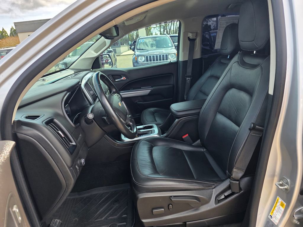 Used 2017 Chevrolet Colorado LT w/ Luxury Package, Chrome image 4