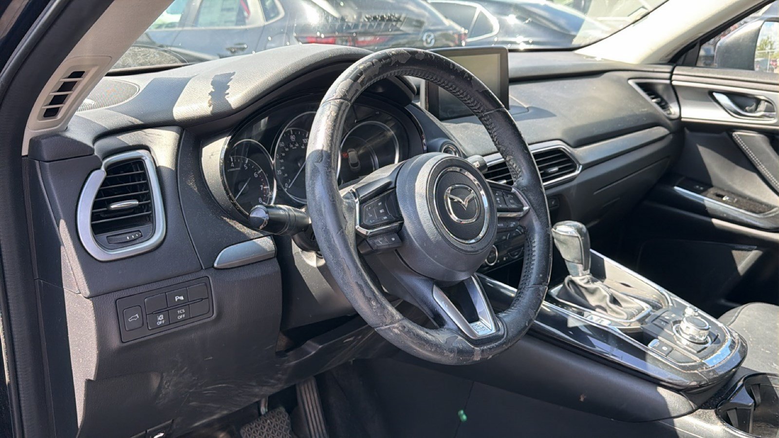 Used 2018 MAZDA CX-9 Touring w/ Touring Premium Package FWD image 11