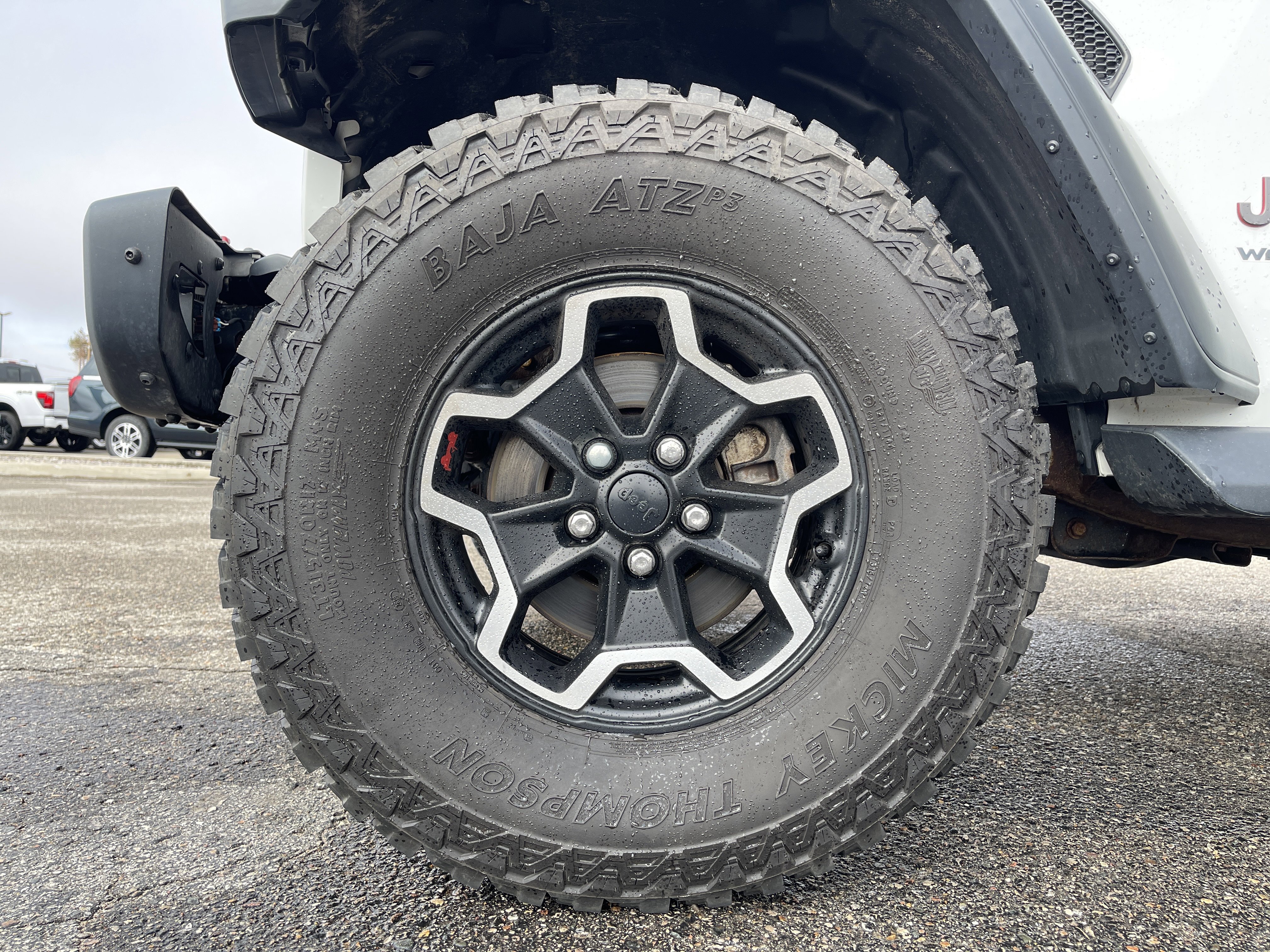 Used 2018 Jeep Wrangler Unlimited Rubicon w/ Steel Bumper Group image 21