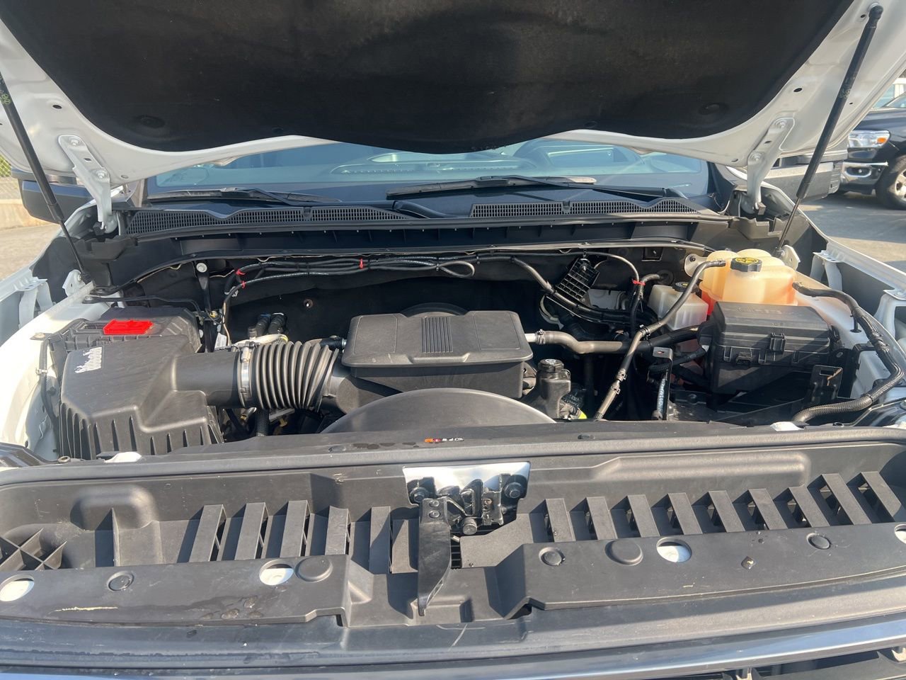Used 2020 GMC Sierra 2500 AT4 w/ AT4 Premium Package image 16