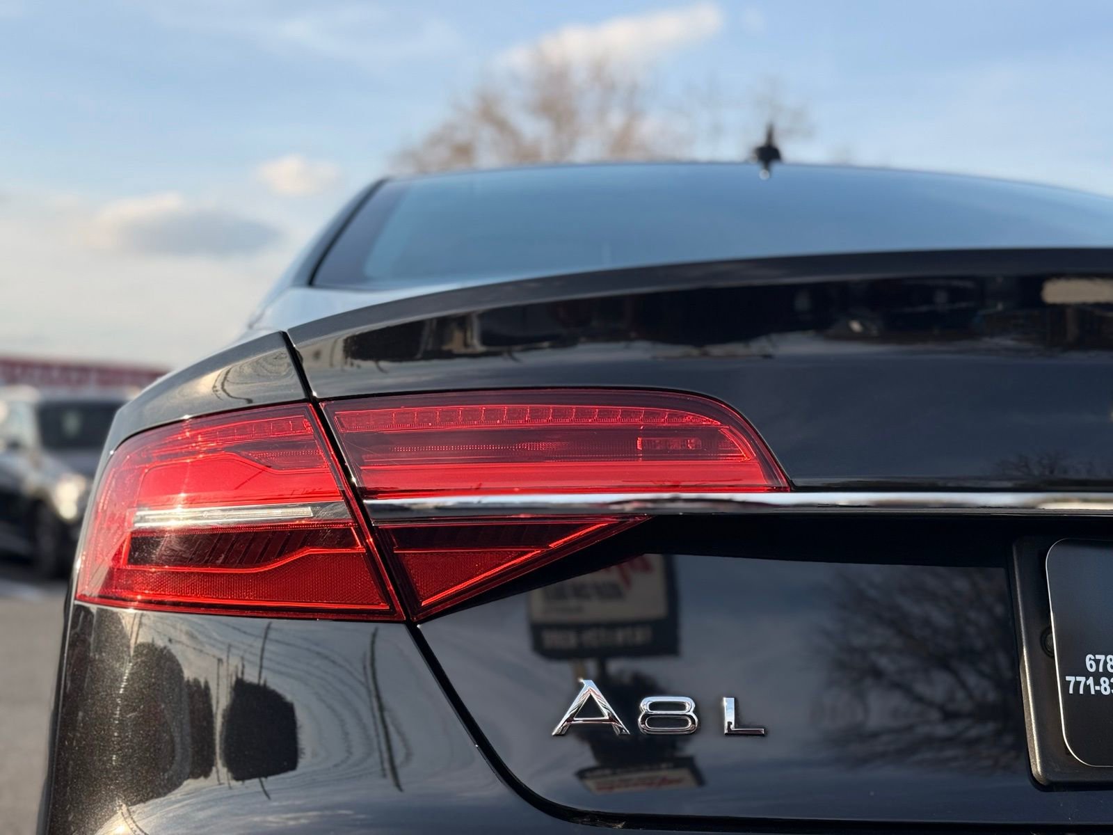 Used 2015 Audi A8 L 4.0T image 9