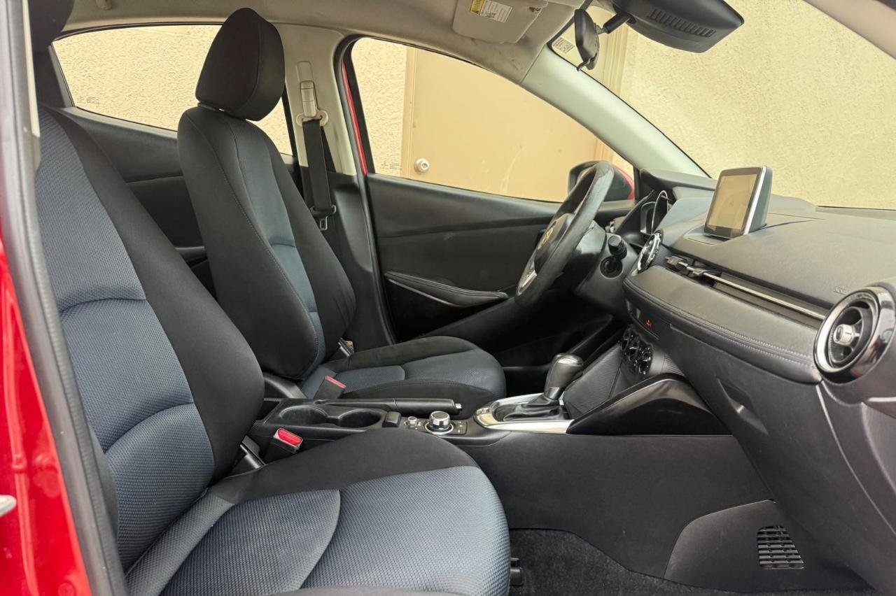 Used 2016 Scion iA FWD image 15