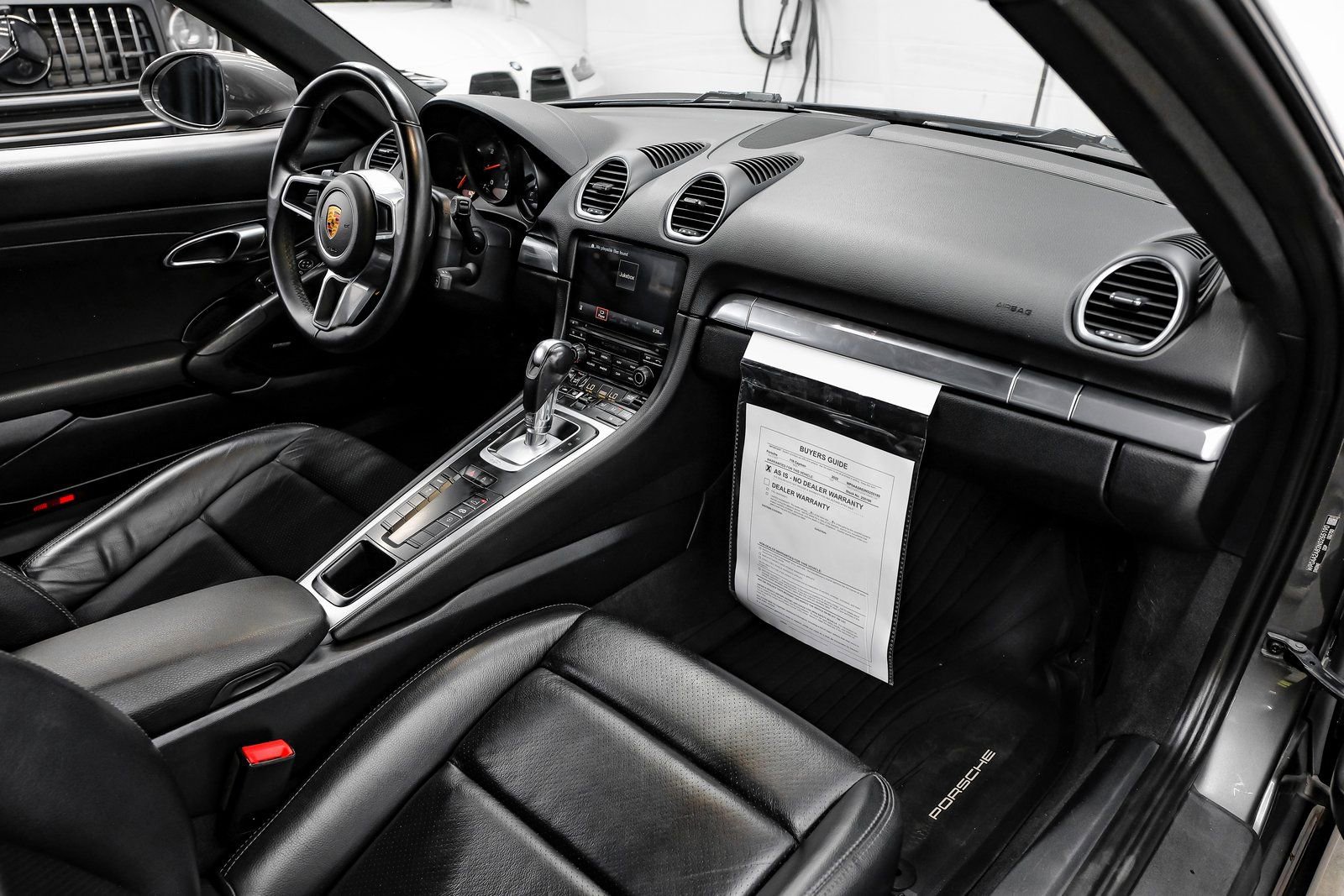 Used 2022 Porsche 718 Cayman image 21