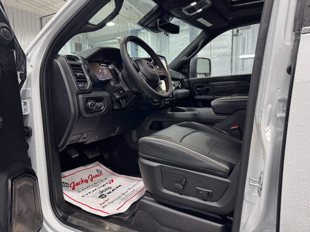 New 2025 RAM 3500 Limited image 3