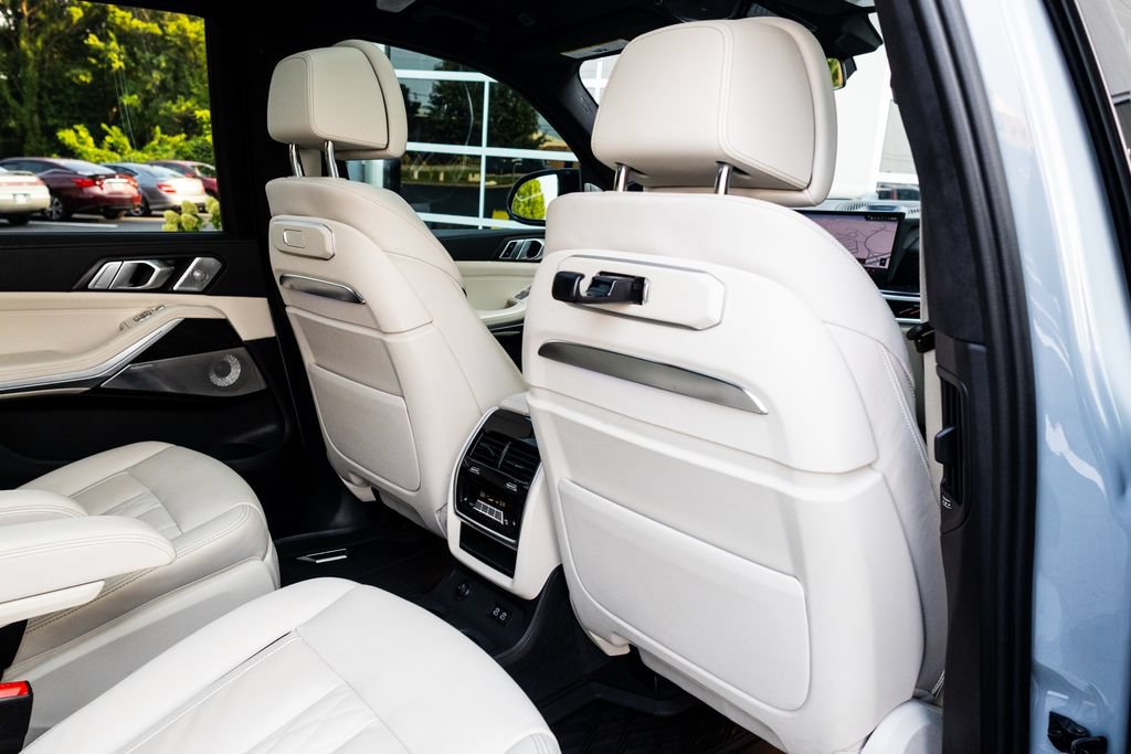 Used 2024 BMW X7 M60i w/ Executive Package AWD/4WD image 57