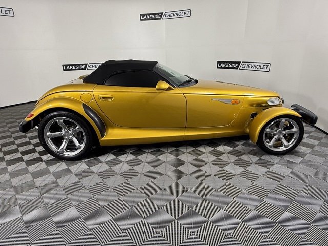 Used 2002 Chrysler Prowler image 7