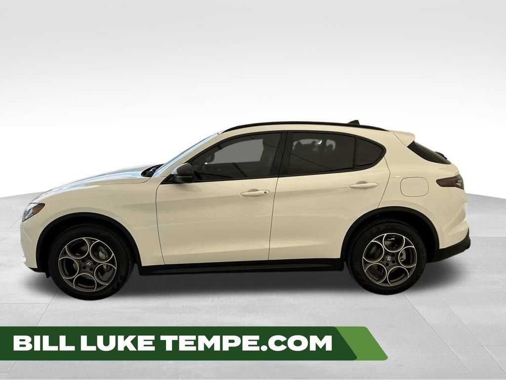 New 2025 Alfa Romeo Stelvio Sprint w/ Convenience Package