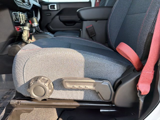New 2026 Jeep Wrangler Unlimited Sport AWD/4WD image 15