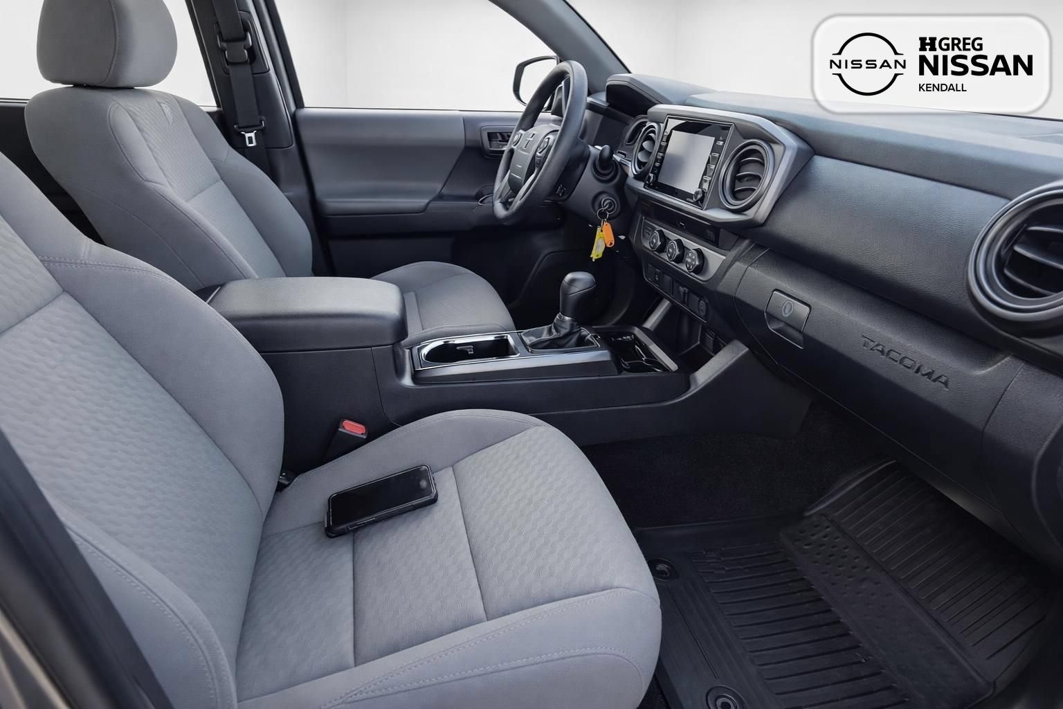 Used 2022 Toyota Tacoma SR RWD image 9