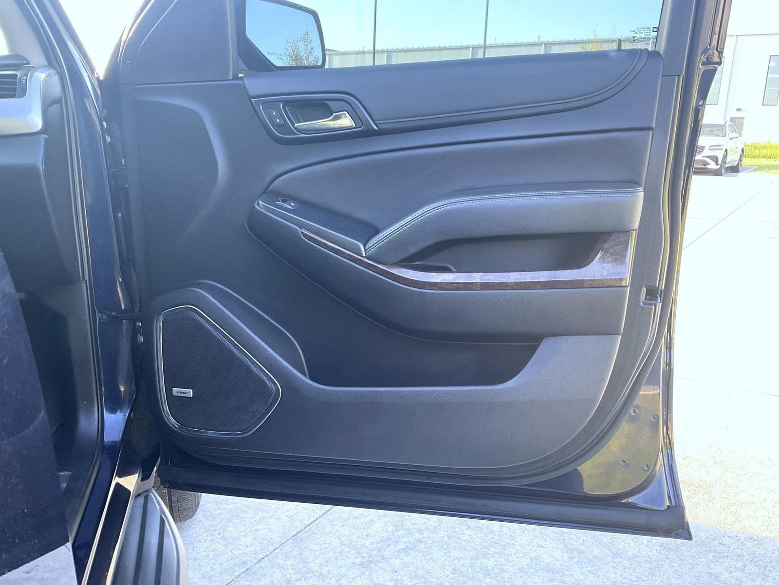 Used 2020 Chevrolet Tahoe LT AWD/4WD image 17