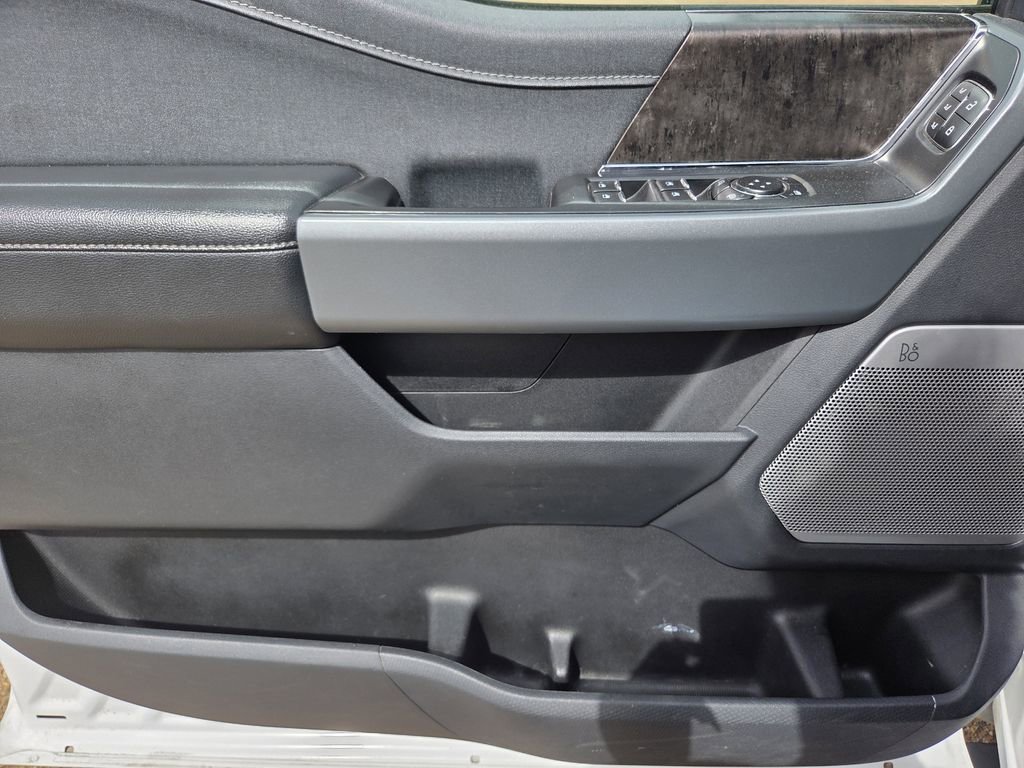 Used 2023 Ford F150 Lariat image 19
