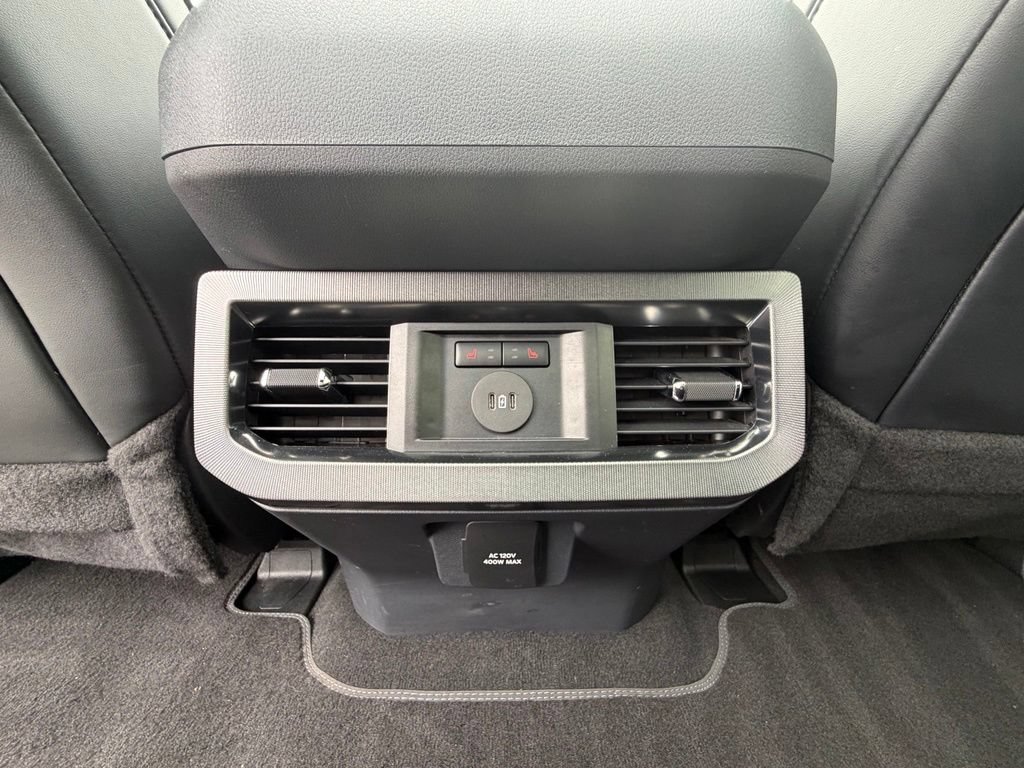 Used 2025 Ford F250 Platinum w/ Tremor Off-Road Package AWD/4WD image 7